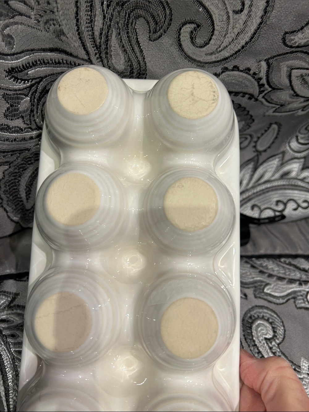 White Ceramic Egg Tray - 12 Slot - Picture 3 of 3